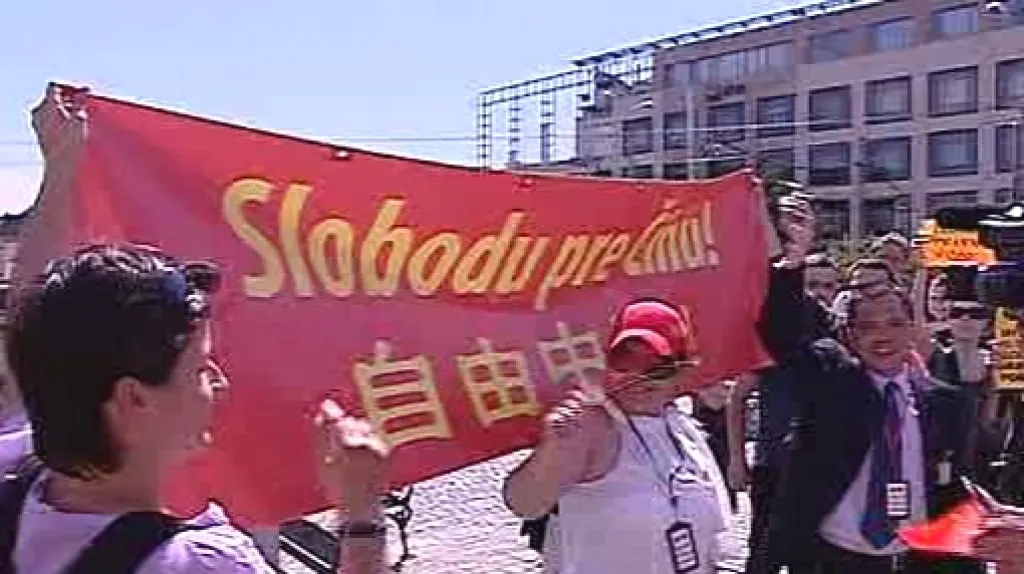 Poklidná demonstrace v Bratislavě