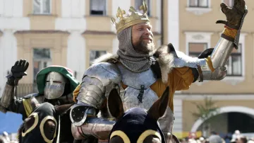 Český král Václav IV. je symbolen vinobraní