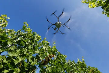 Agrodrony přilétají. Mění zemědělství rychleji než jakákoliv jiná technologie