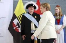 Merkelová vyzvala politické strany, aby při jednání o vládě překonaly vzájemné odlišnosti