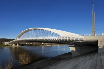 Nejvyšší správní soud definitivně potvrdil pokutu pro Prahu za Trojský most