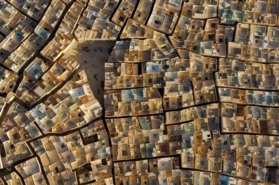 George Steinmetz si odnesl cenu v kategorii „Města“ za snímek  alžírského města Beni Isguen