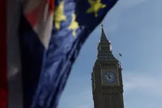 Británie hostí první summit s EU od brexitu