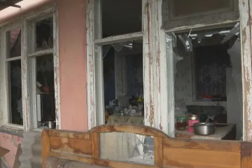 Nikopol dál čelí ruským útokům, štáb ČT natáčel s dobrovolníky