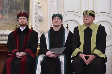 Rektor olomoucké univerzity Jaroslav Miller zatím nebude trvat na odvolání děkana přírodovědy
