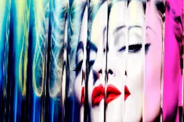 Madonnino DNA ve dvanácti skladbách