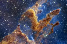 Známý snímek Orlí mlhoviny má novou verzi. Webbův teleskop zachytil majestátní Sloupy stvoření