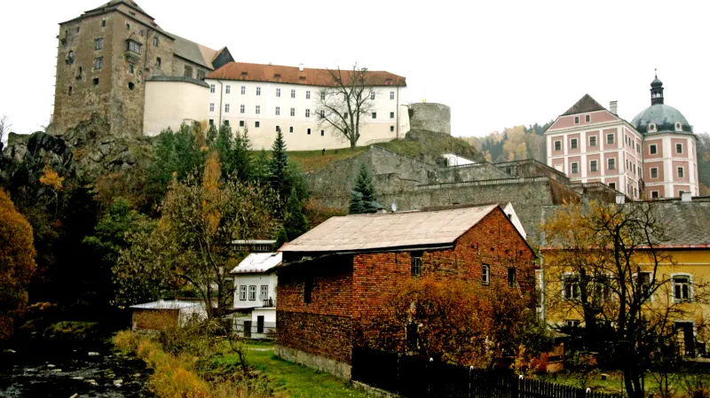Hrad a zámek v Bečově nad Teplou