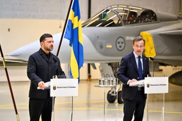 Švédsko daruje Ukrajině šestnáct gripenů