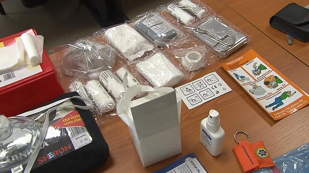 Vybavení autolékárničky