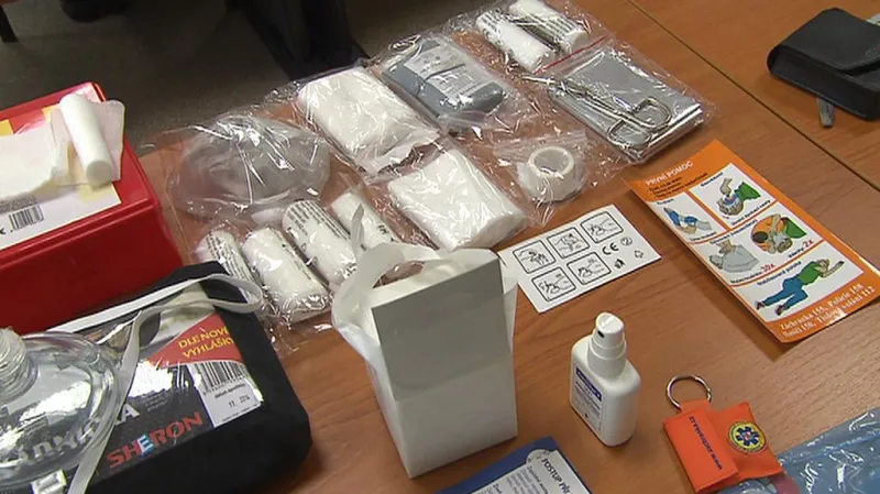 Vybavení autolékárničky