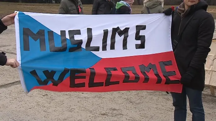 Shromáždění za náboženskou toleranci na Moravském náměstí v Brně
