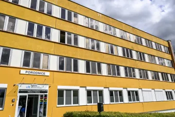 Zdravotníci se nedrželi postupů, ukázal audit v případu úmrtí dvou novorozenců v Litoměřicích
