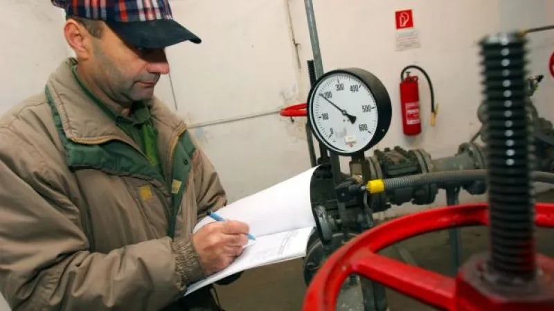 Události: ERÚ a NET4GAS se přou, kdo zaplatí plynovod