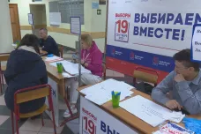 Přijít v pravé poledne, lístek roztrhat či na něj napsat jméno Navalného. Putinovi odpůrci plánují „speciální volební operaci“