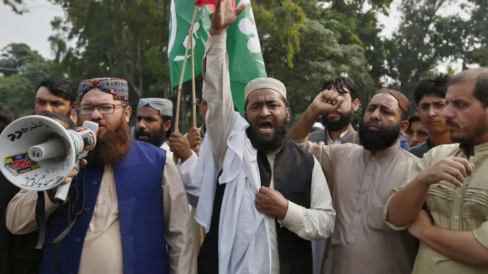 Protest kvůli osvobození křesťanky v Pákistánu