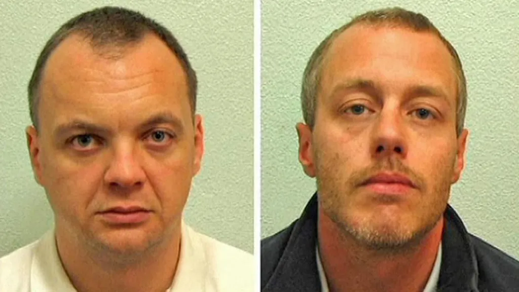 Gary Dobson a David Norris