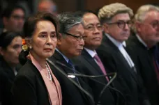Haagský soud řeší možnou genocidu v Myanmaru. Problém s Rohingy nevyřešíme přes noc, říká Su Ťij