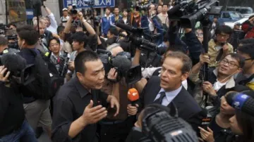 Čínské úřady brání novinářům v přístupu k domu Lioua Siaa-poa