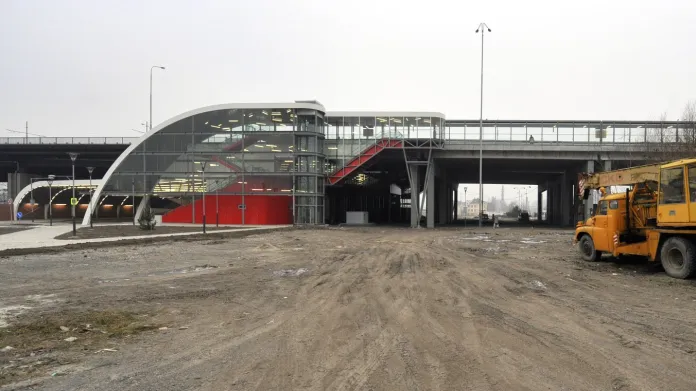 Nový terminál MHD Svinovské mosty