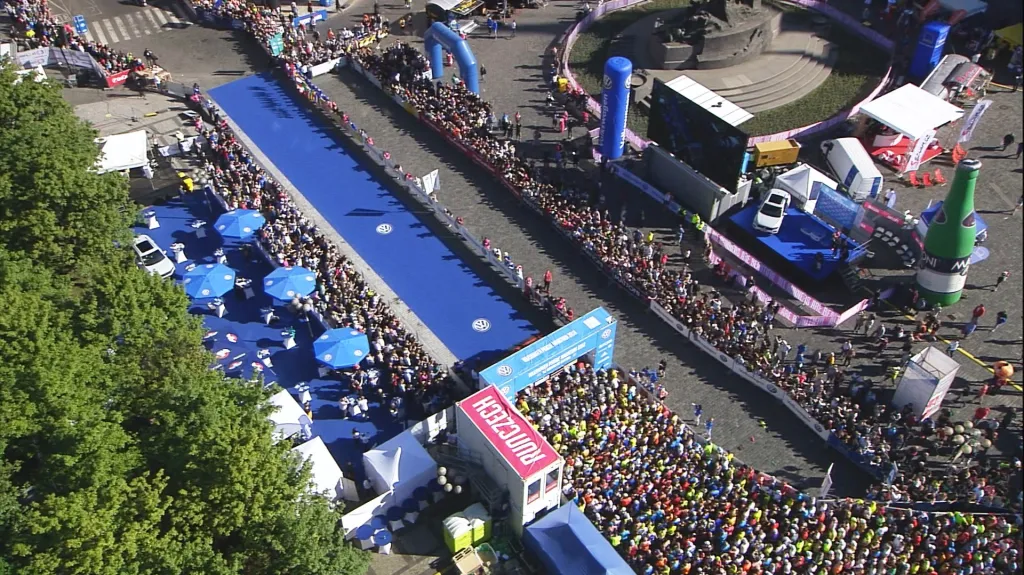 Start Pražského maratonu 2018