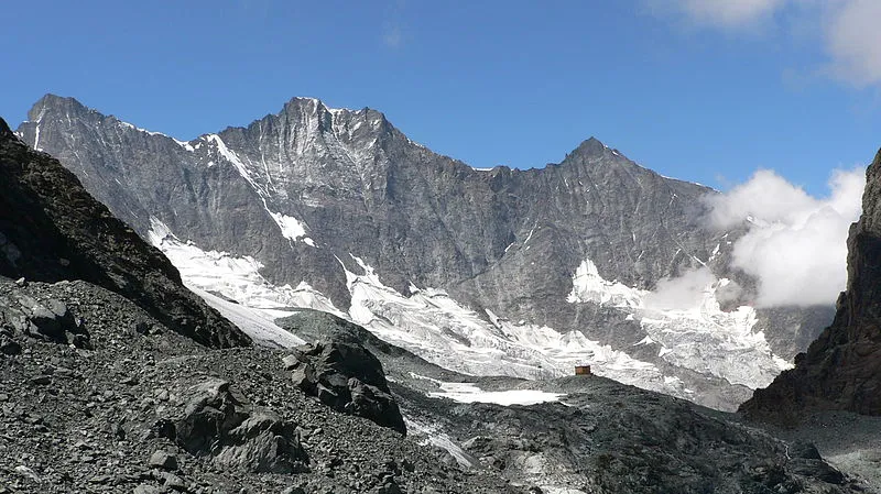 Švýcarská hora Dom v kantonu Valais