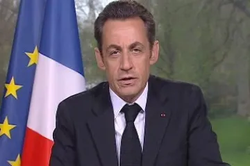 Francie posílá do Afghánistánu další stovky vojáků