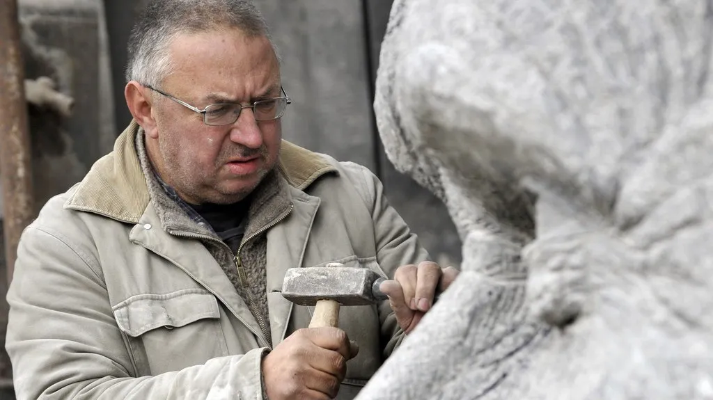 Radomír Dvořák při práci