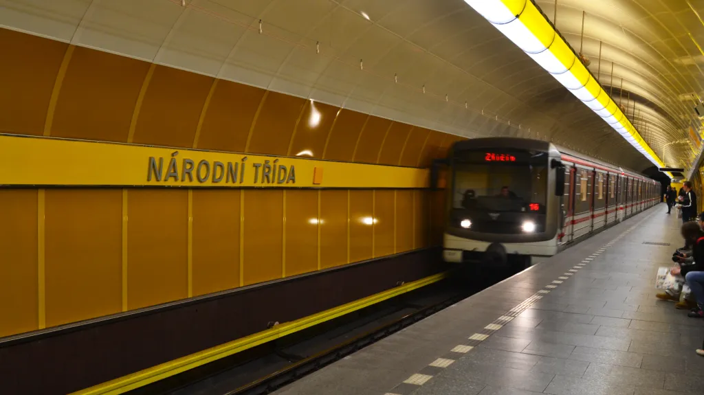Stanice metra Národní třída