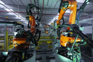 Škoda Auto otevřela novou halu na baterie za téměř pět miliard korun