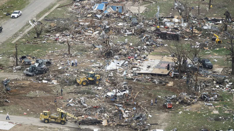 Následky řádění tornád v Granbury