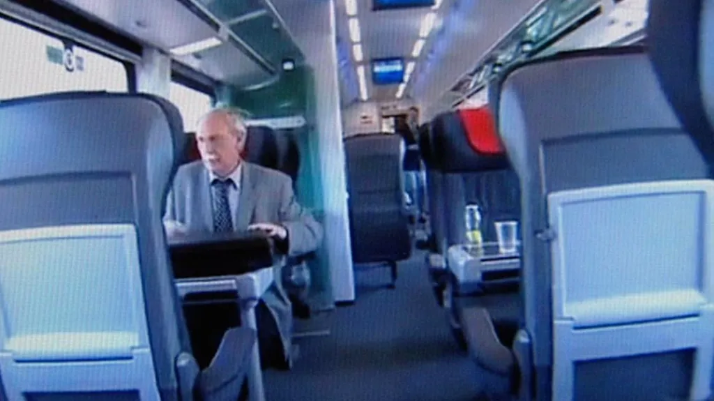 V moderním vlaku