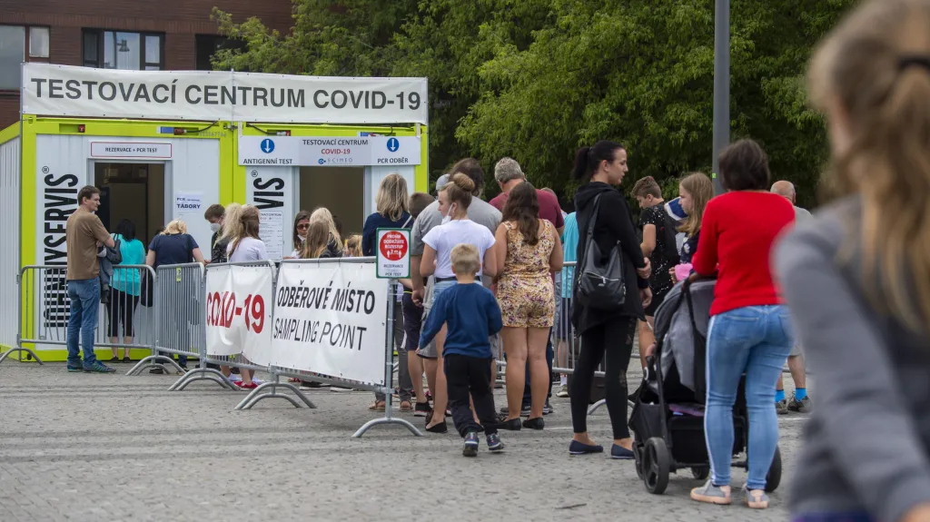 Testovací centrum u pardubického nádraží
