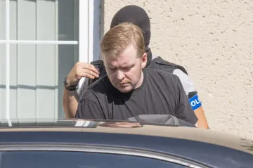 Policisté rozšířili obvinění Jiřikovského o provoz darknetového tržiště