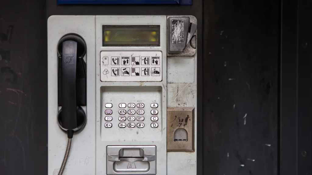 Telefonní automat