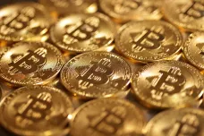 NCOZ si z ministerstev odnesla dokumenty k bitcoinové kauze