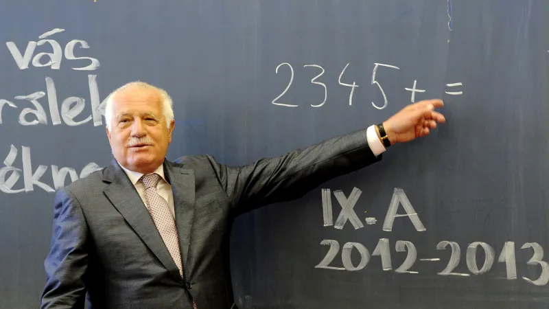 Václav Klaus v pražské základní škole Na Smetance