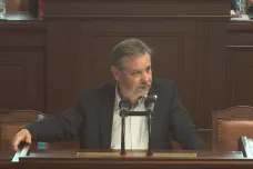 Obrovský reputační skandál vlády, řekl Koten k bitcoinové kauze