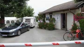 Kemp Saint Jorioz, kde trávila dovolenou zavražděná britská rodina