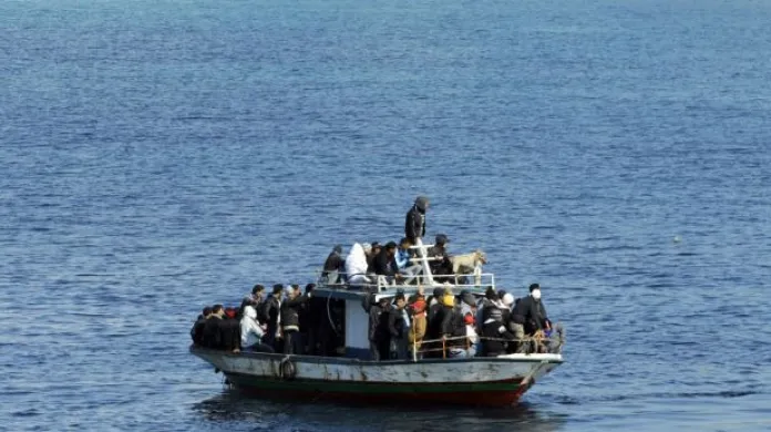 Kašpar: Příliv uprchlíků do Itálie je stále silnější