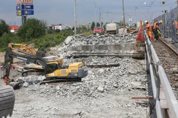 Doprava v jižní části Ostravy se ještě více zkomplikuje. Pro auta se úplně zavřou výškovické mosty