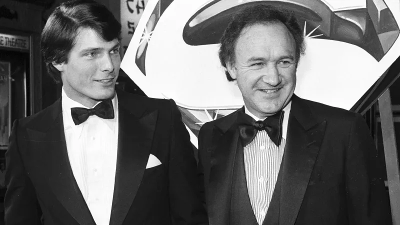 Představitel Supermana Christopher Reeve spolu se svým filmovým protivníkem Genem Hackmanem (1978)