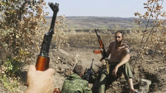 Proruští rebelové zřejmě dobyli ukrajinský Novoazovsk