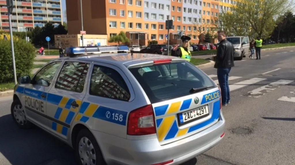 V Horních Měcholupech vybuchlo auto